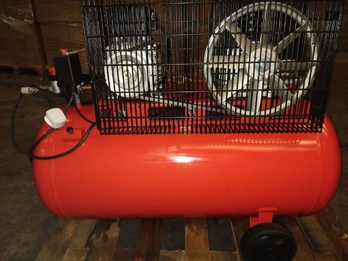 Fini Advanced 100L Belt-Driven Air Compressor  2H