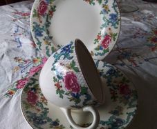 Breakfast  Trio Cup Saucer & Side Plate