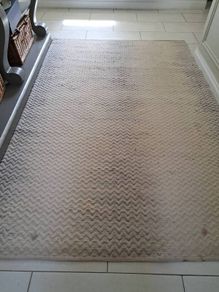 Premium Wool Rug, Chevron / Zig-Zag Pattern (230cm x 153cm)