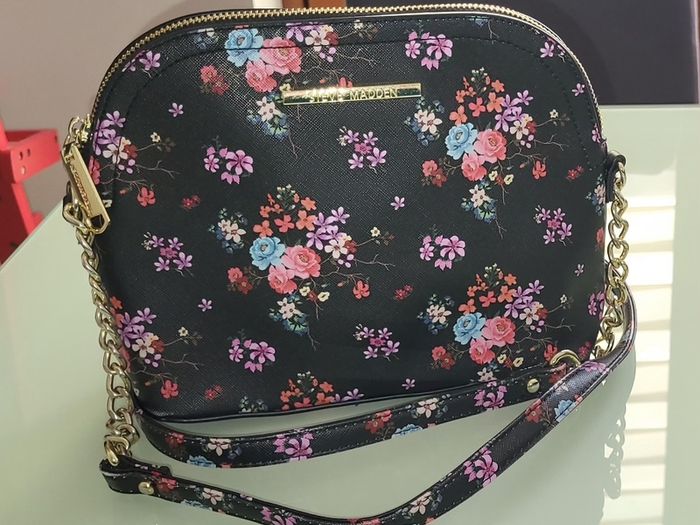 Womens shoulder bag