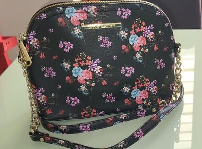Womens shoulder bag