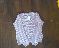Leigh Tucker mauve and white cardigan size 31-32", bnwt