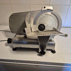 Commercial slicer