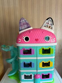 Gabby doll house Gabby's Dollhouse: The Movie Deluxe Interactive Meow-mazing Dollhouse Playset