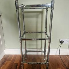 Glass plant table