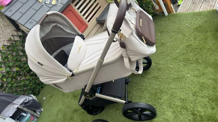 venicci upline travel system
