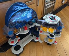 Imaginext DC Super Friends Super Surround Batcave Lights, Sounds and Figures
