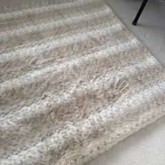 House of Fraser luxury throw 166cm x 125cm