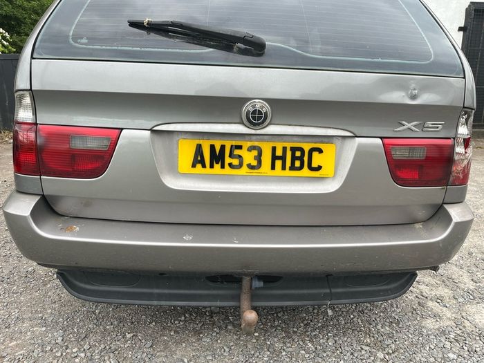 Bmw X5 - Parts