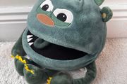 The Puppet Company Baby Monsters Green Monster Hand Puppet approx 20 cm. (without legs) The color is a bit different from the pictures Used Please see photos