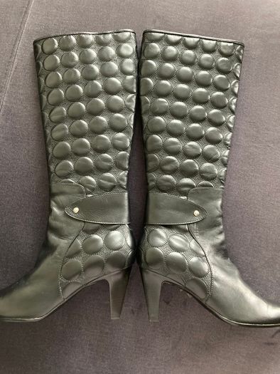Woman's Boots