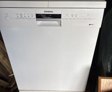 Siemens iQ100 Dishwasher