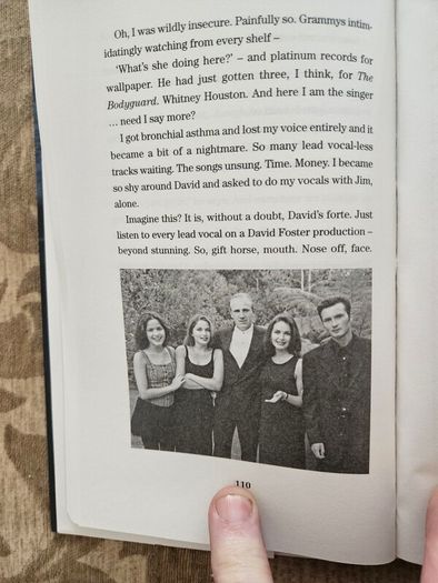 Andrea Corr. Barefoot Pilgrimage. A Memoir. Signed First Edition Hardback With Dustjacket In Very Good Condition.  See Photos For Same.