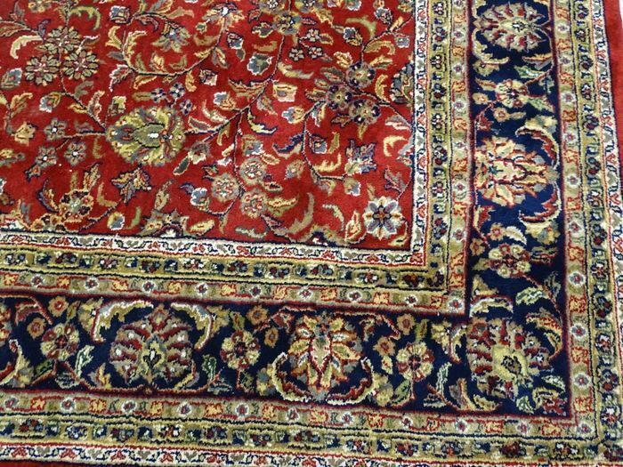 P.ersian Ghoum Rug 340 x 255 cm (GHM)