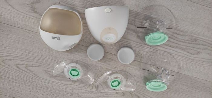 Elvie pump + Elvie Curve