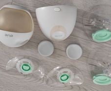 Elvie pump + Elvie Curve