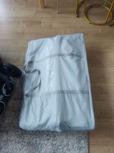 Baby cot bed