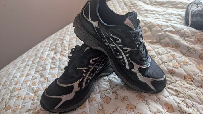 Asics Gel NYC size uk 8.5