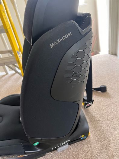Maxi cosi g cell child's car seat