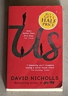 Fiction bundle, 25 books (Wolf Hall, Milkman, Pachinko, signed Sinead Crowley and more)