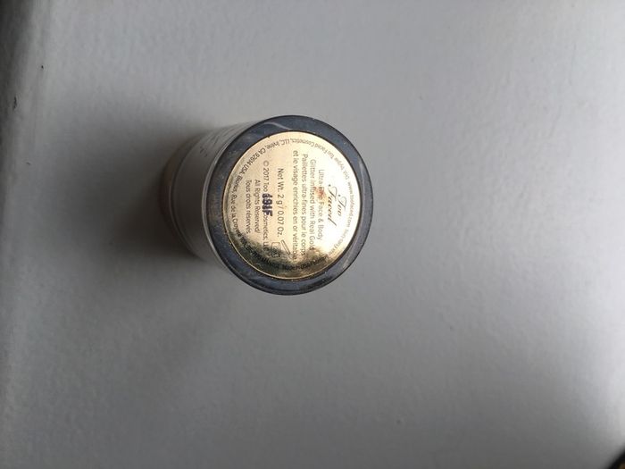 Two faced pigment
