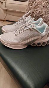 Nike size 4 perfect immaculate were 120