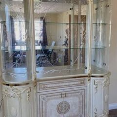 Italian Leonardo Furniture