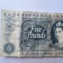 bank of england 5  pound note 1962-1966 Image 3