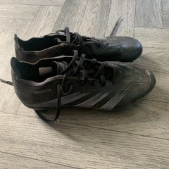 Adidas predator pro FG(firm ground). 2 black football boots size uk 6