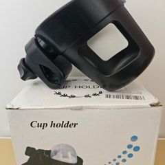 Universal buggy cup holder