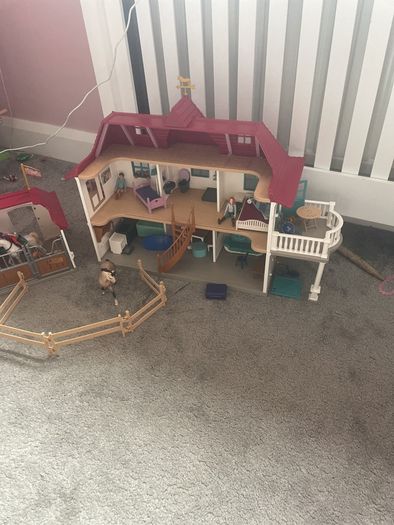 schleich Horse Lakeside Country House and Stable