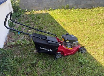 lawnmower mountfield st 120