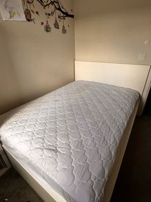 Double Bed (FREE)