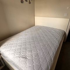 Double Bed (FREE)