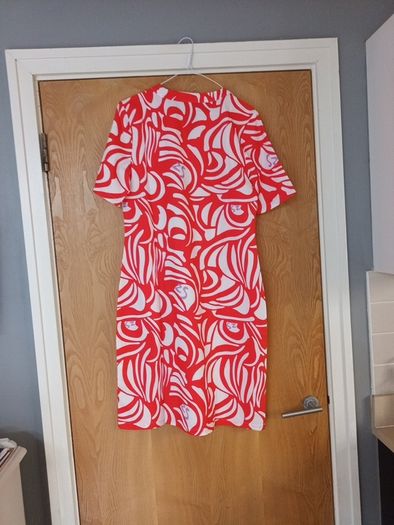 Dress With 2 Side Pockets. S.M - 12.