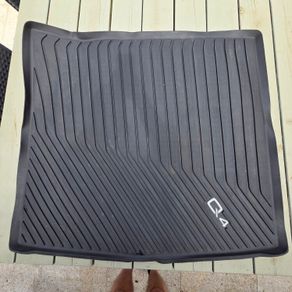 Genuine Audi Q4 Etron rubber boot liner