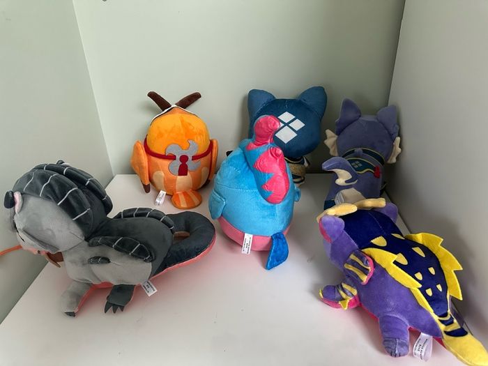 Monster Hunter Rise Limited Edition Plushies