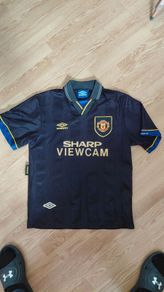 Authentic 1993-1995 Manchester United Away Shirt (Umbro)