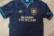 Authentic 1993-1995 Manchester United Away Shirt (Umbro)
