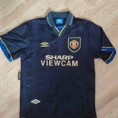 Authentic 1993-1995 Manchester United Away Shirt (Umbro)