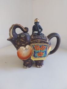 Collectors Elephant Teapot