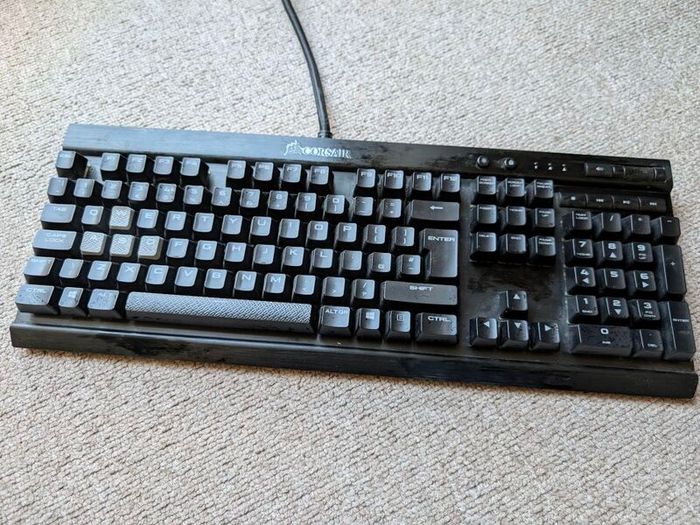corsair k70 lux rgb mechanical gaming keyboard