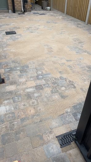 paving