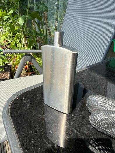 Metal flask