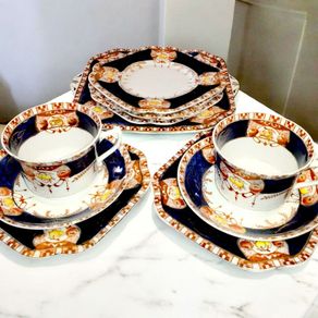 Pair of beautiful teaset with extras