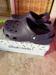 Crocs new size 4