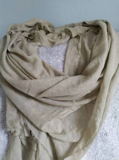Large Scarf (French Connection)