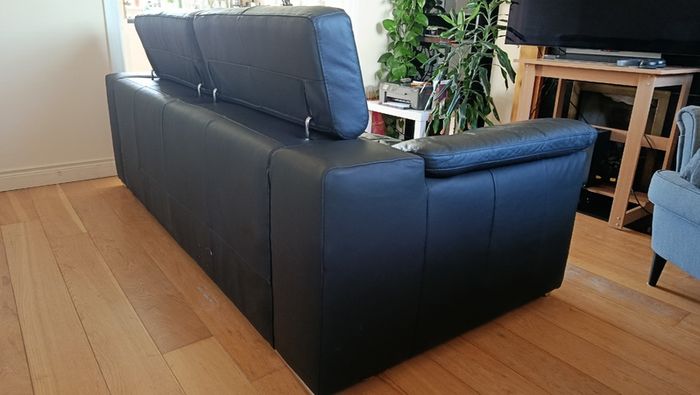 Black leather 3-seater sofa