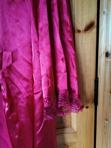 BNWT Lovely Satin Style Kimono size 20