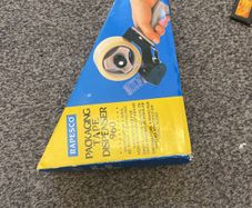 tape dispenser